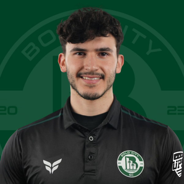 Defender Diego Fernandes