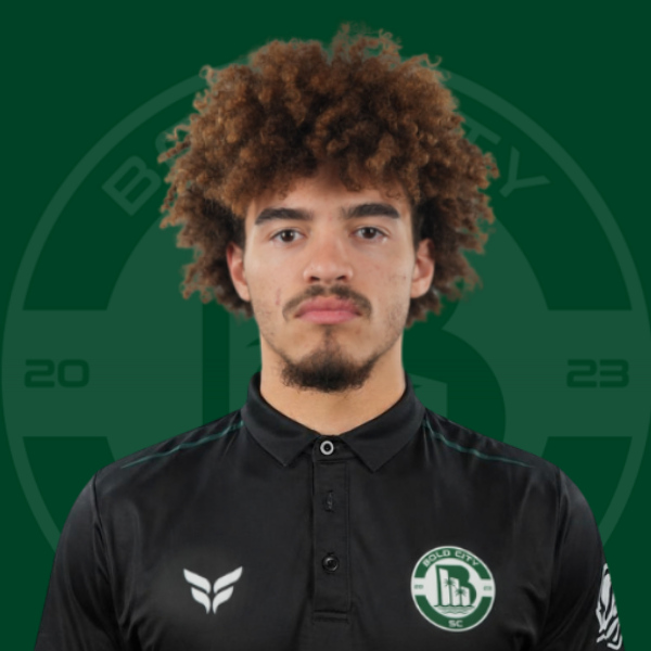 Defender Ayden Piper