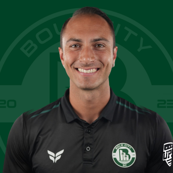 Forward Austin D'Anna