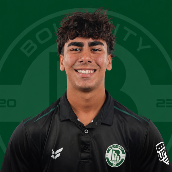 Forward Santiago Suarez