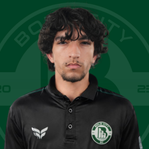Midfielder Maxwell Santarelli